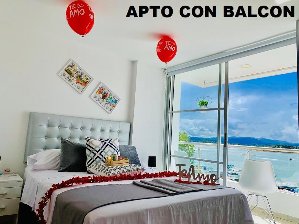 Apartamentos View, Calle Del Malecon Frente Al Lago Guatapé Esterno foto