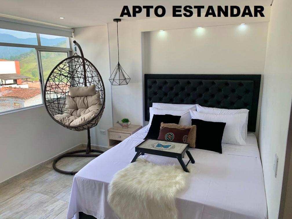 Apartamentos View, Calle Del Malecon Frente Al Lago Guatapé Esterno foto