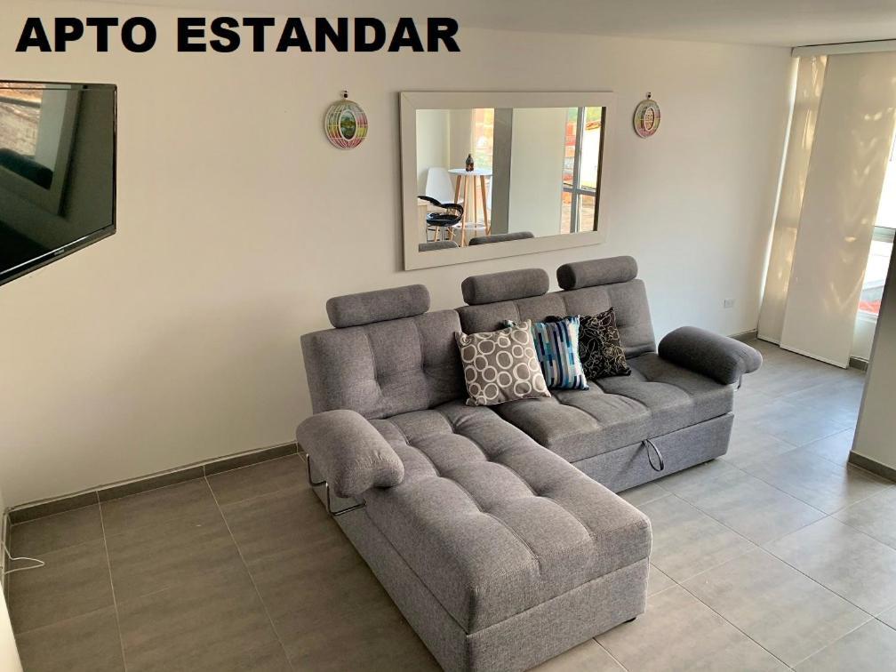 Apartamentos View, Calle Del Malecon Frente Al Lago Guatapé Esterno foto